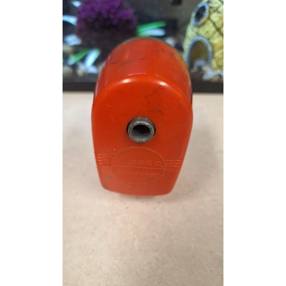 VINTAGE APSCO MIDGET PENCIL SHARPENER RED DESK WALL MOUNT USA